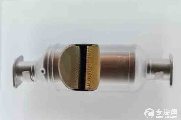 國六專用車上是不是都裝有顆粒捕捉器？